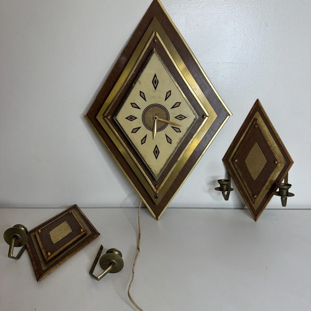 Rare United Clock Corp Model 37 Diamond Clock 23.5